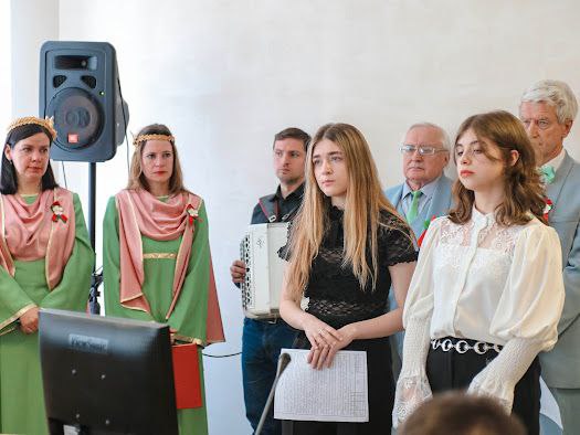 Где слово становится силой!